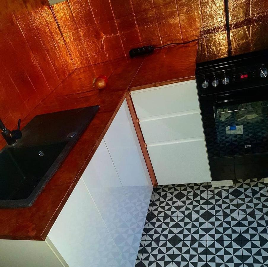 Private Apartament Wroniecka 6 - Parking Poznań Exteriör bild