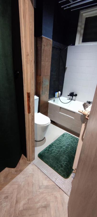 Private Apartament Wroniecka 6 - Parking Poznań Exteriör bild